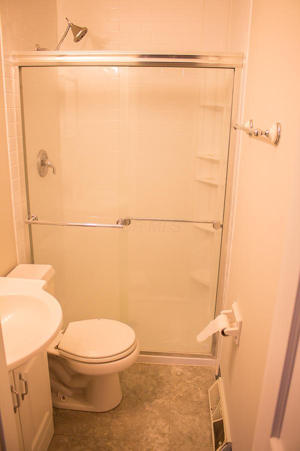5489 Redwood Road Columbus, OH 43229 - Photo 22 of 33 Gallery Image 22