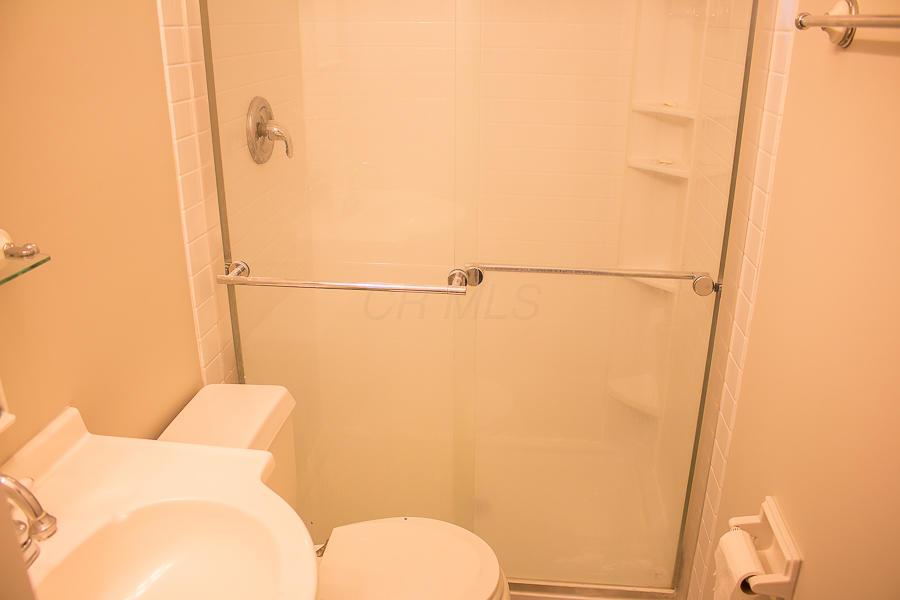5489 Redwood Road Columbus, OH 43229 - Photo 23 of 33 Gallery Image 23