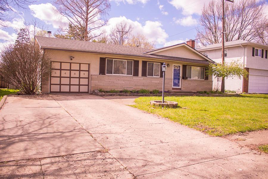 5489 Redwood Road Columbus, OH 43229 - Photo 3 of 33 Gallery Image 3