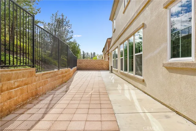 $1,369,000 | 20611 West Chestnut Circle, Porter Ranch, CA 91326