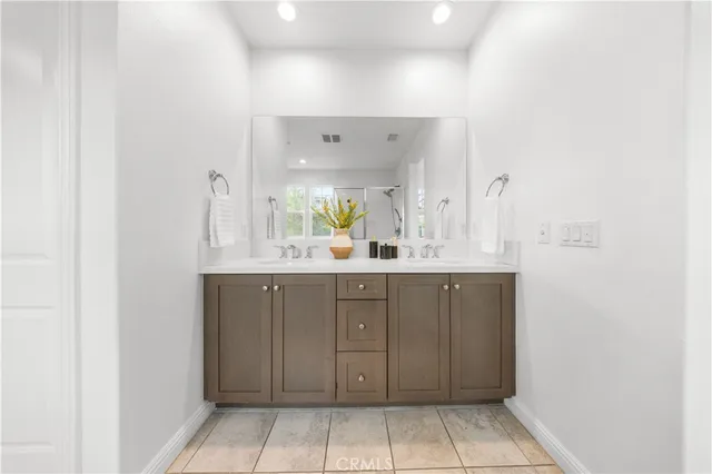 $1,369,000 | 20611 West Chestnut Circle, Porter Ranch, CA 91326