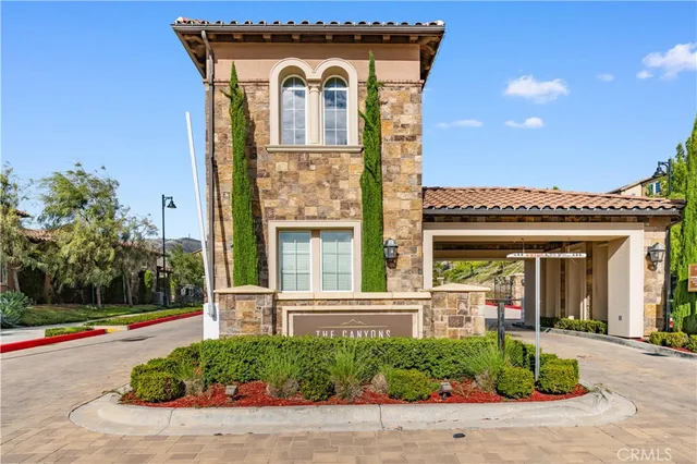 $1,369,000 | 20611 West Chestnut Circle, Porter Ranch, CA 91326