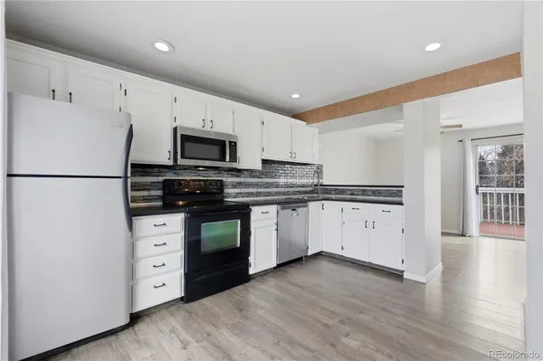 $419,900 | 2054 Sunridge Circle, Broomfield, CO 80020