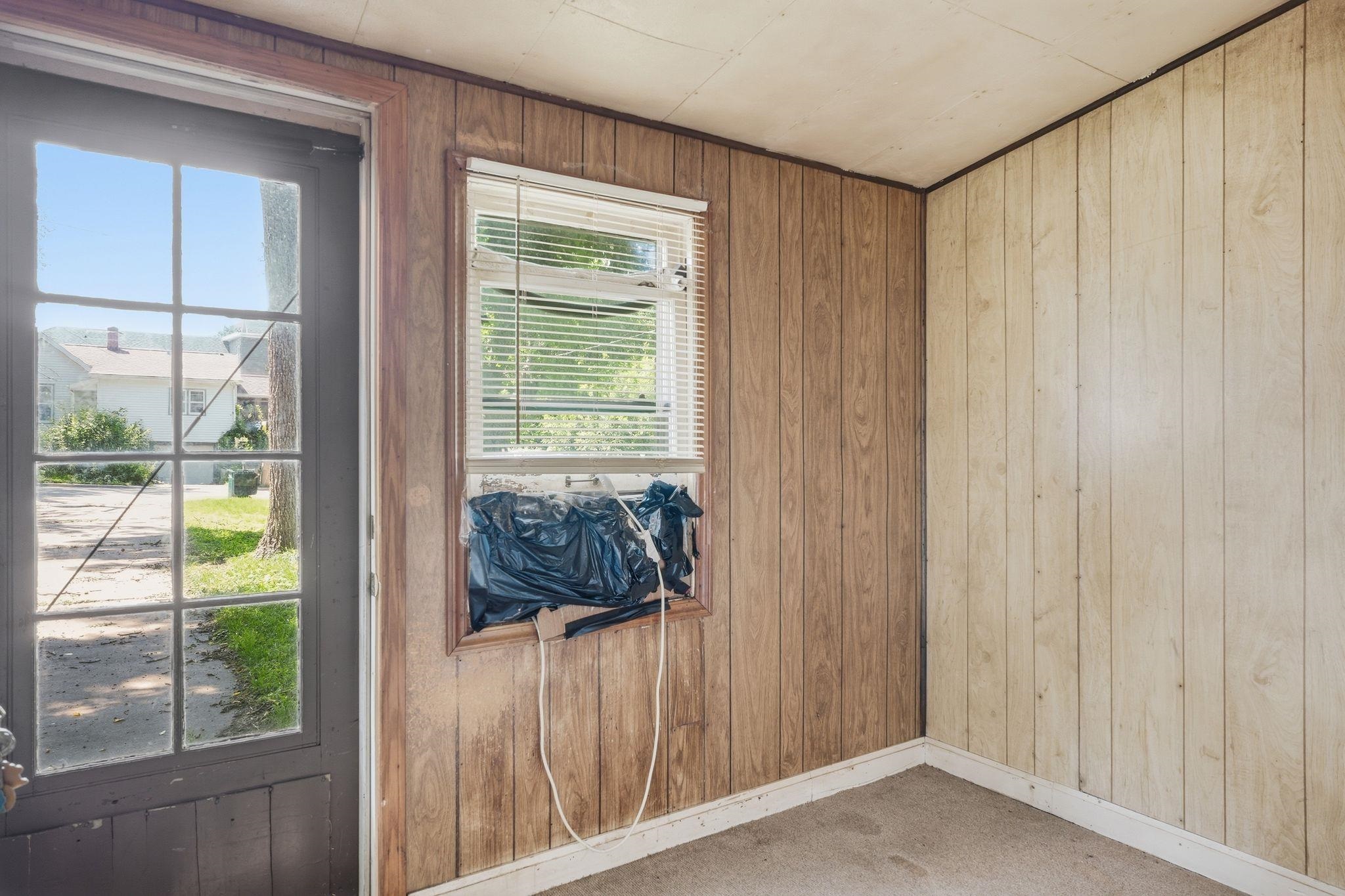 119 Rethke Avenue Madison, WI 53714 - Photo 22 of 36