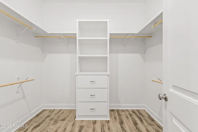 $353,500 | 113 Oak Village Drive, Scott, LA 70583