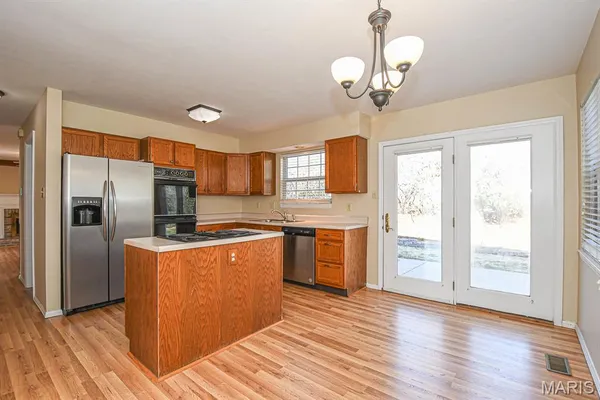 $3,500 | 612 Log Hill Court, Ballwin, MO 63011