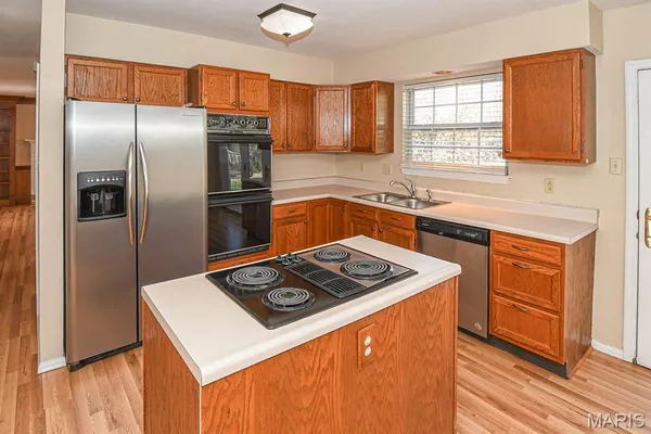 $3,500 | 612 Log Hill Court, Ballwin, MO 63011