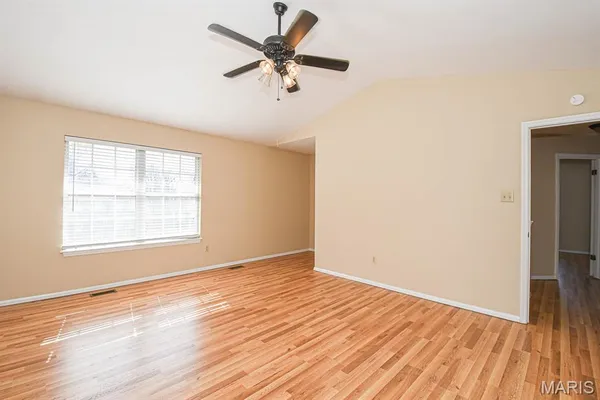 $3,500 | 612 Log Hill Court, Ballwin, MO 63011