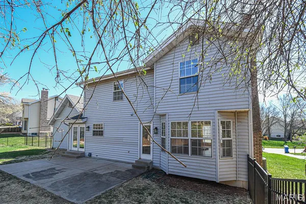 $3,500 | 612 Log Hill Court, Ballwin, MO 63011