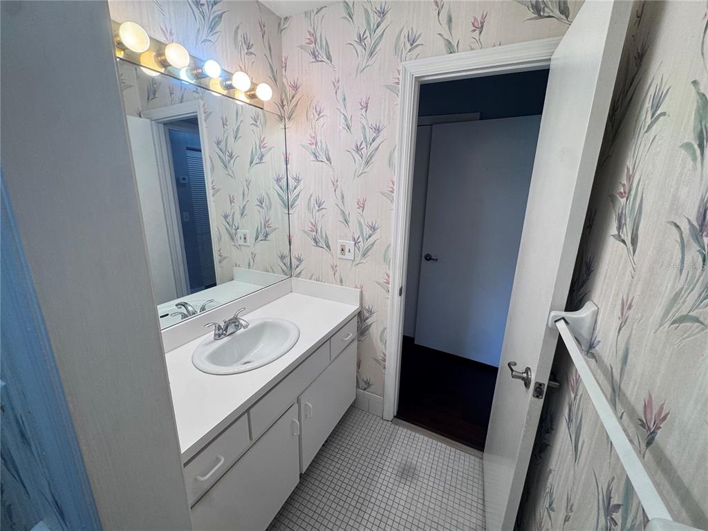 1201 McMullen Booth Road Clearwater, FL 33759 - Photo 11 of 41