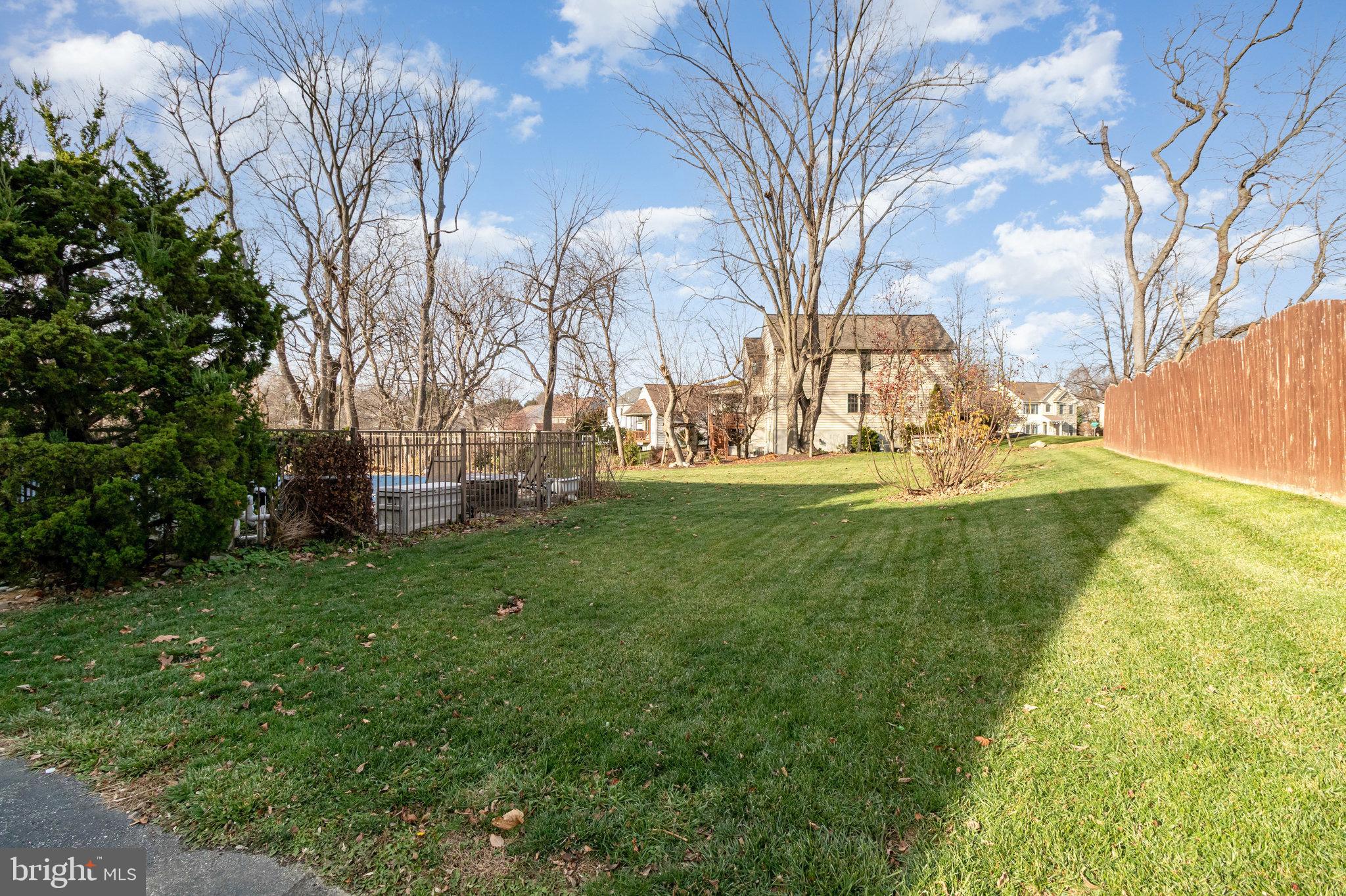 123 Glebe Lane Lancaster, PA 17602 - Photo 47 of 57 a view of yard with green space