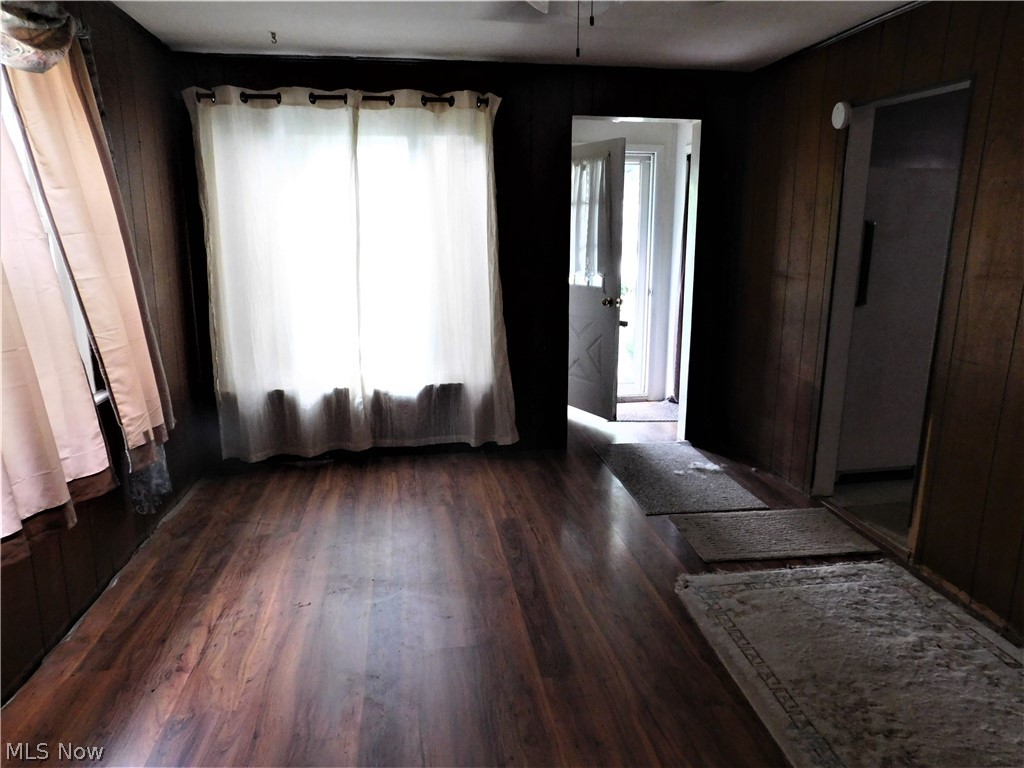 1524 Hubbard Road Madison, OH 44057 - Photo 7 of 17