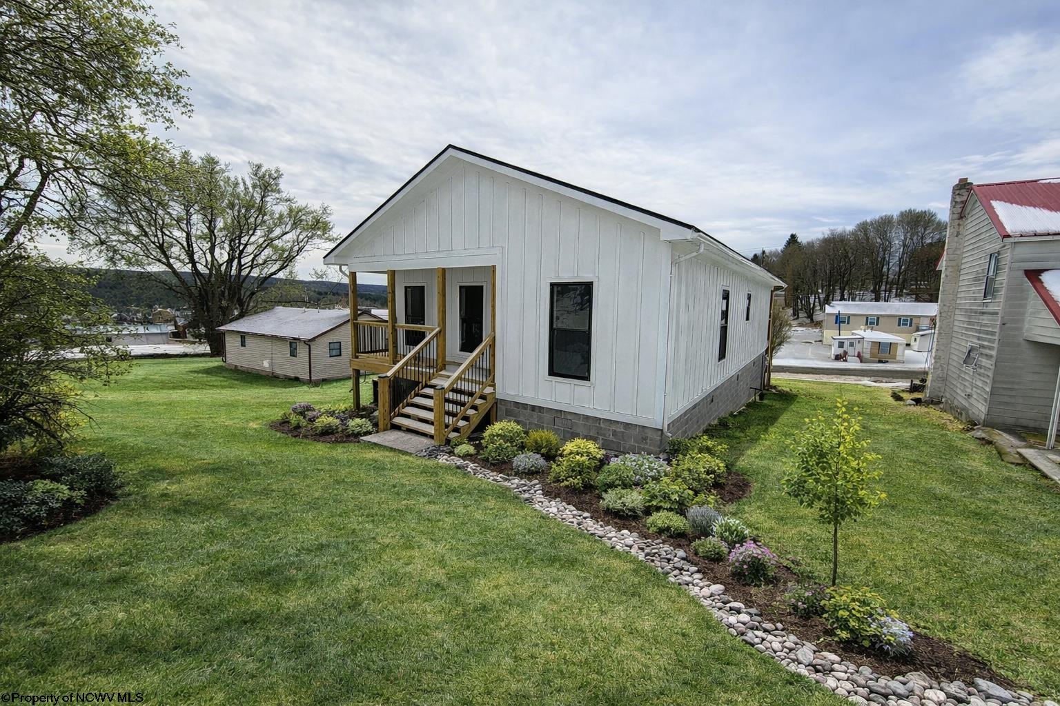 336 5th Street Davis, WV 26260 - Photo 3 of 41 Gallery Image 3