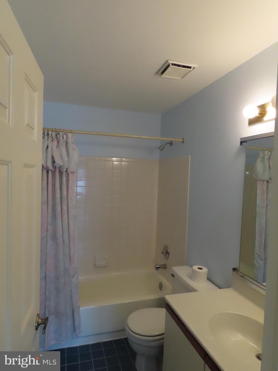 177 Raintree Court Langhorne, PA 19047 - Photo 11 of 15