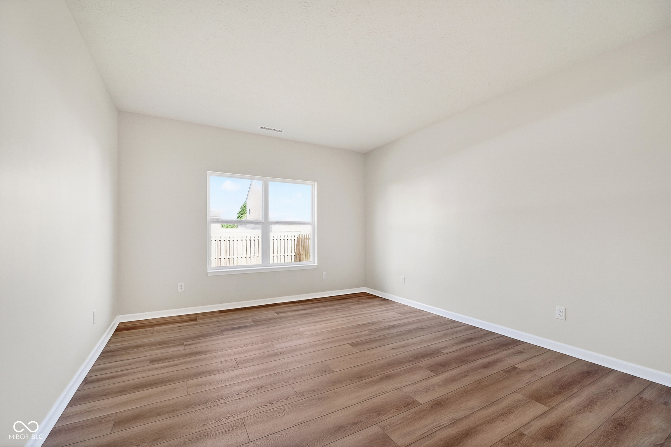 2715 Cabin Hill Road Indianapolis, IN 46229 - Photo 17 of 30