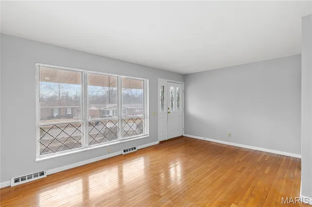 $1,975 | 4645 Tauneybrook Drive, St. Louis, MO 63128