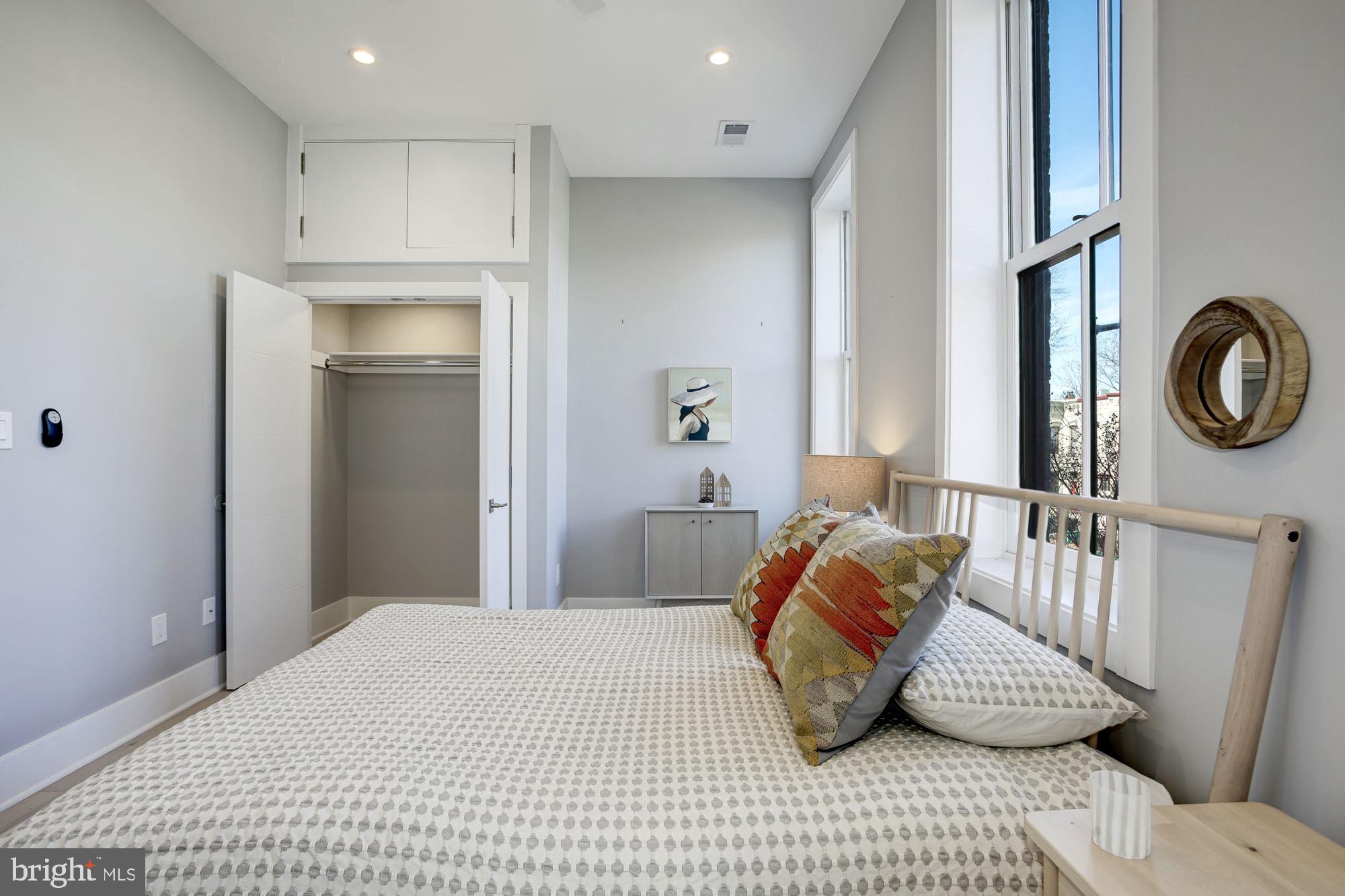 1001 C Street Southeast, Unit 1 Washington, DC 20003 - Photo 20 of 35