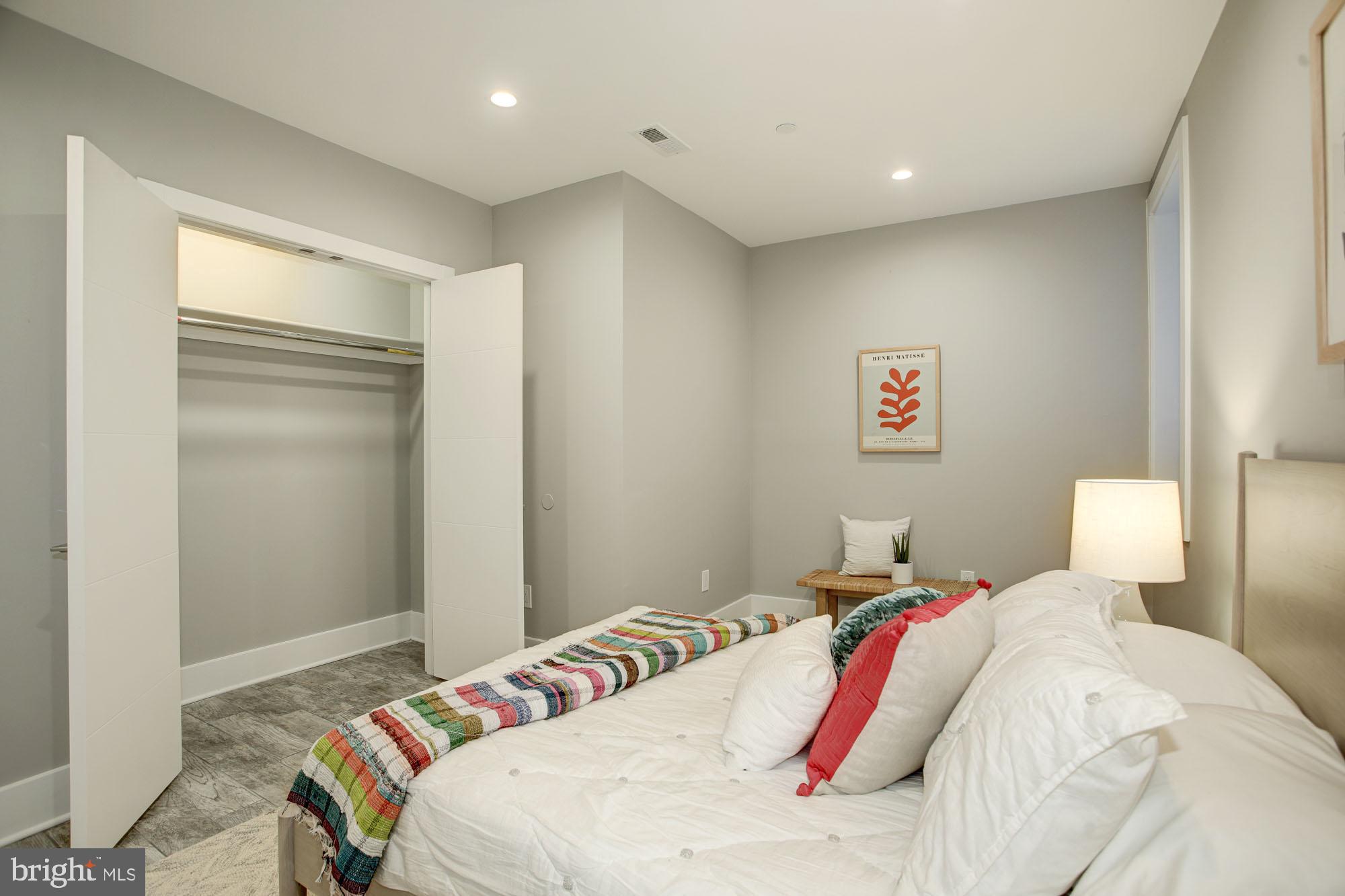 1001 C Street Southeast, Unit 1 Washington, DC 20003 - Photo 29 of 35