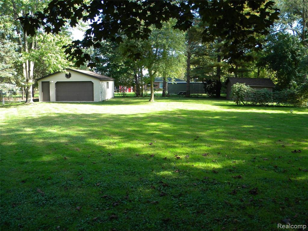 3715 Hazelton Avenue Rochester Hills, MI 48307 - Photo 9 of 52