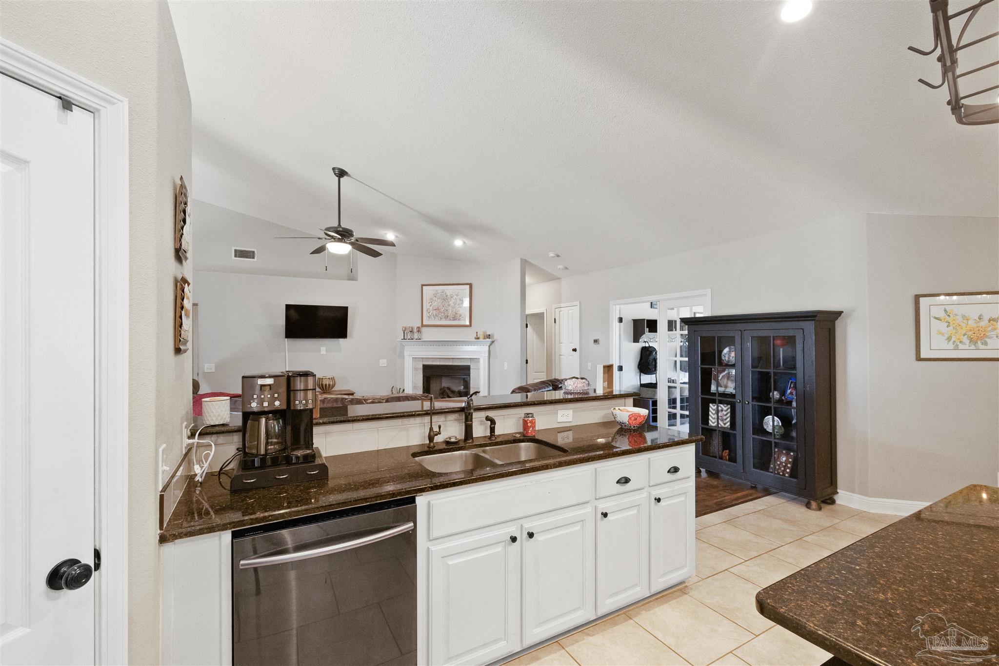 1064 Yellowstone Pass Cantonment, FL 32533 - Photo 22 of 52