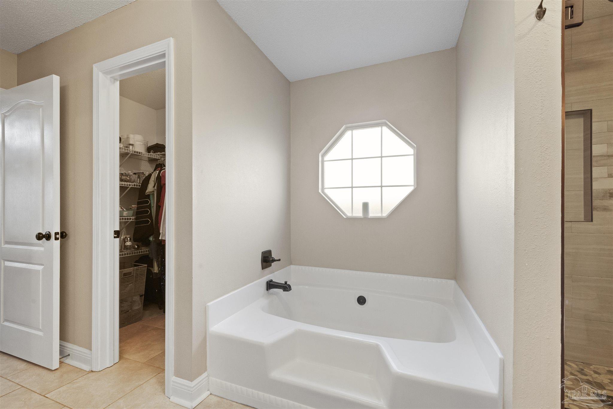 1064 Yellowstone Pass Cantonment, FL 32533 - Photo 36 of 52