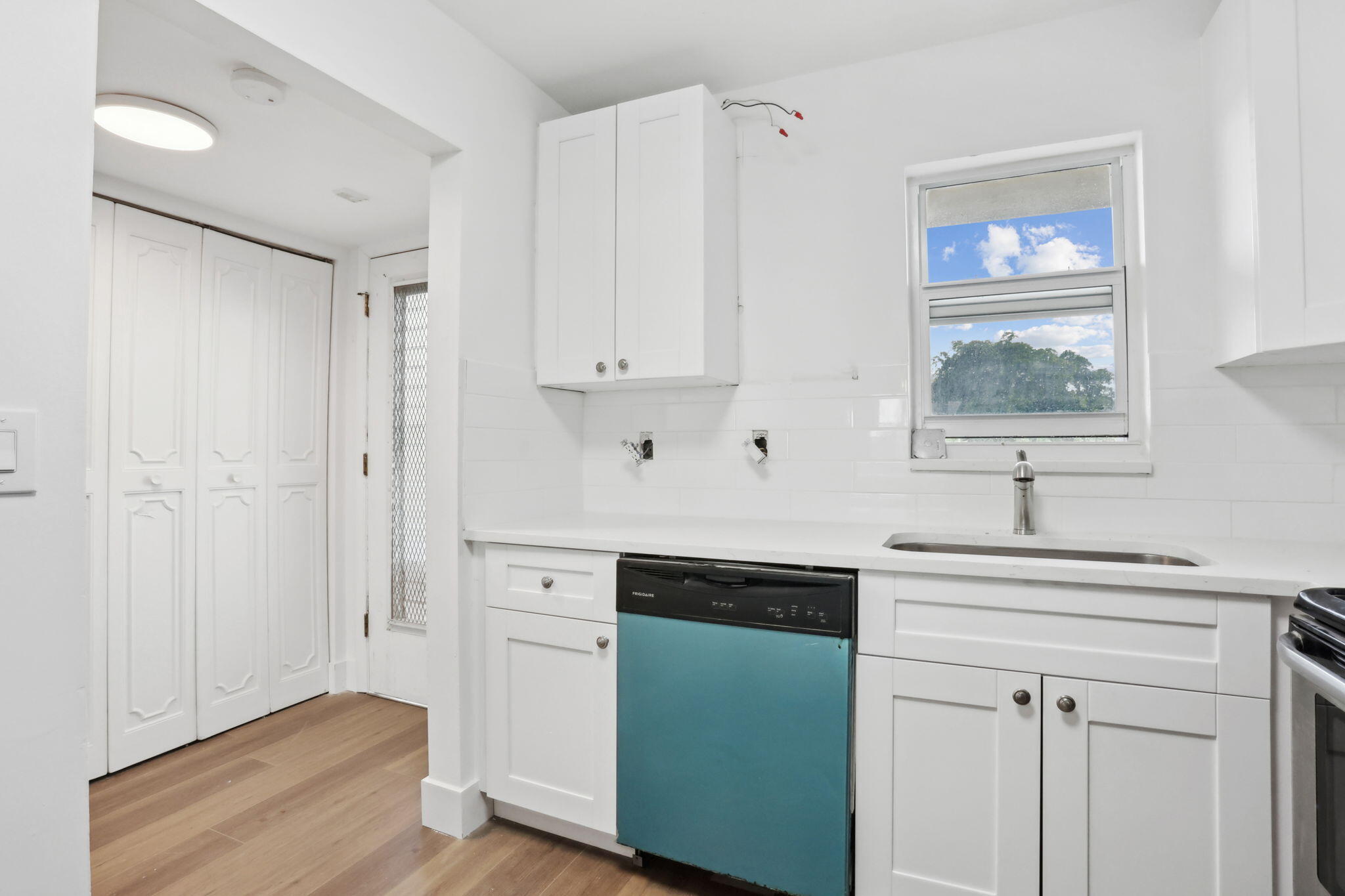 9355 Southwest 8th Street, Unit 308 Boca Raton, FL 33428 - Photo 6 of 18 17-web-or-mls-0E2A7283_HiRes