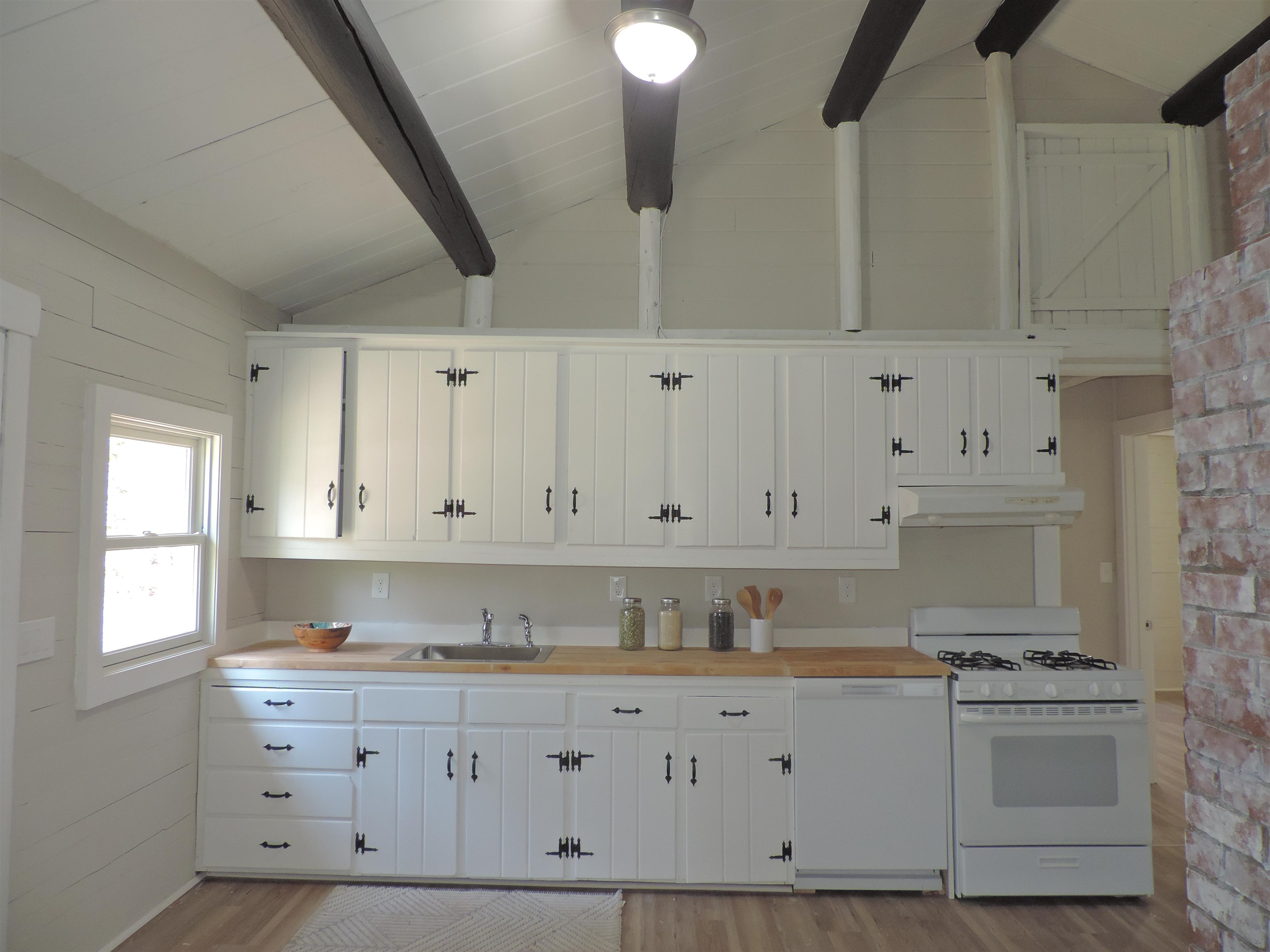 37 Symonds Lane Washington, NH 03280 - Photo 10 of 29