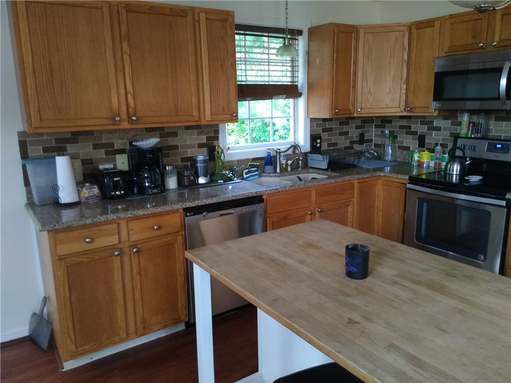 839 Fairmount Street Woonsocket, RI 02895 - Photo 14 of 43 Kitchen