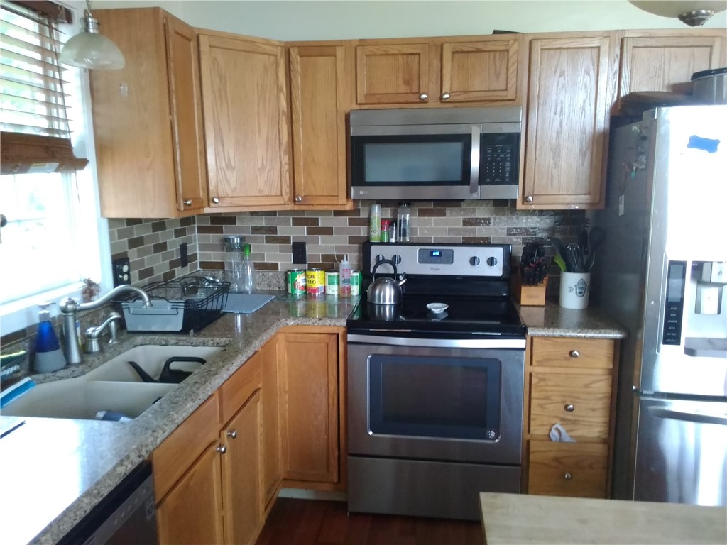 839 Fairmount Street Woonsocket, RI 02895 - Photo 15 of 43 Kitchen