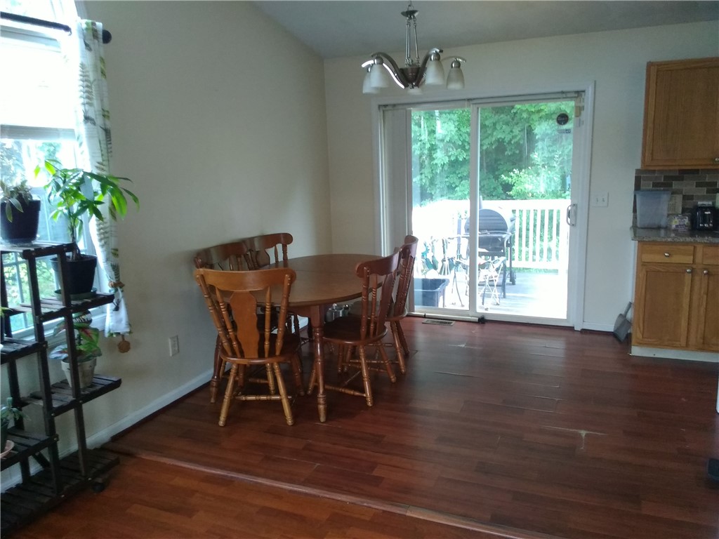 839 Fairmount Street Woonsocket, RI 02895 - Photo 10 of 43 Dining