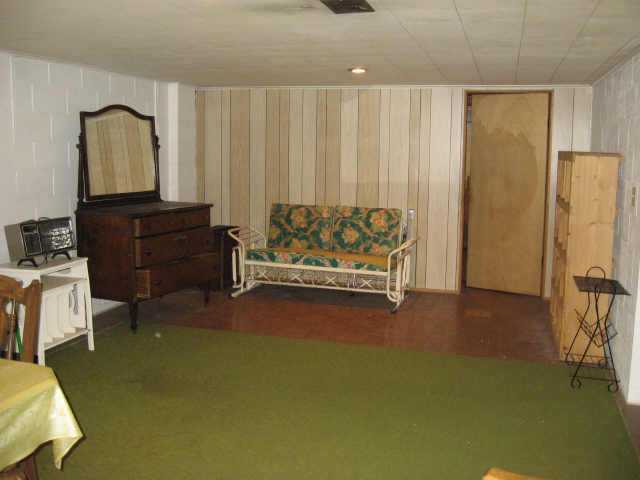 1519 Courtright Road Columbus, OH 43227 - Photo 9 of 10 Gallery Image 9