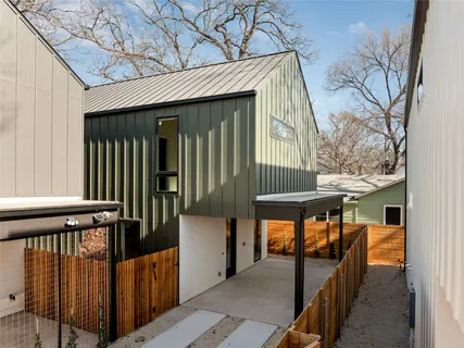 $925,000 | 3412 Gonzales Street, Unit 2, Austin, TX 78702