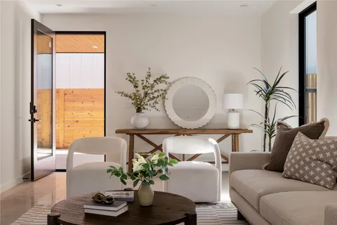 $925,000 | 3412 Gonzales Street, Unit 2, Austin, TX 78702