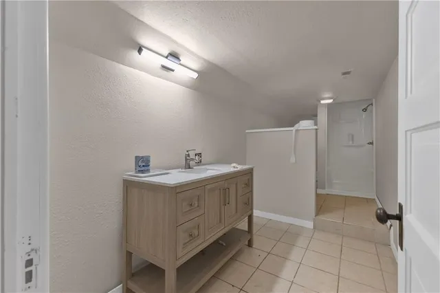 $185,000 | 1925 Sacramento Street, St. Joseph, MO 64507