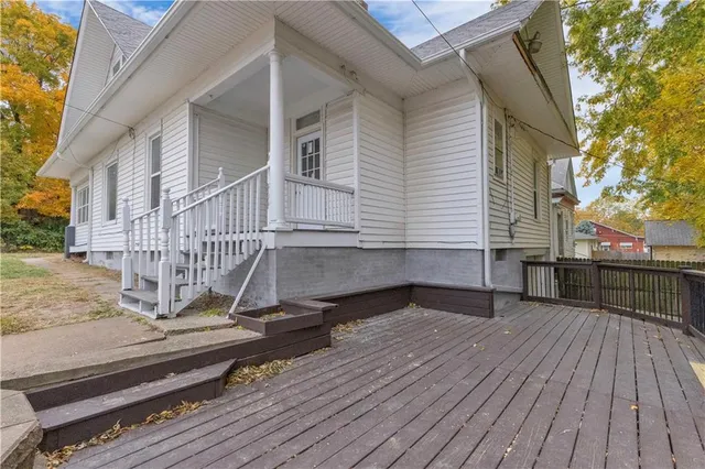 $185,000 | 1925 Sacramento Street, St. Joseph, MO 64507