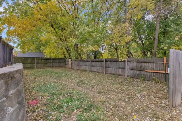 $185,000 | 1925 Sacramento Street, St. Joseph, MO 64507