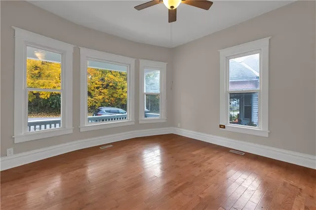 $185,000 | 1925 Sacramento Street, St. Joseph, MO 64507