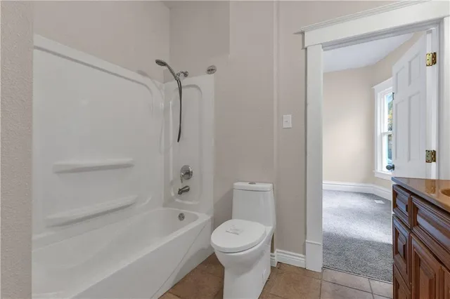 $185,000 | 1925 Sacramento Street, St. Joseph, MO 64507