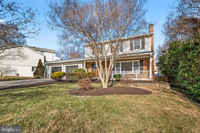 $874,900 | 7936 St Dennis Drive, Springfield, VA 22153