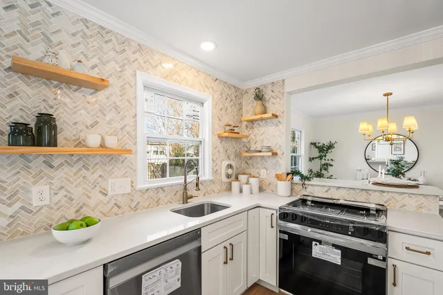 $874,900 | 7936 St Dennis Drive, Springfield, VA 22153