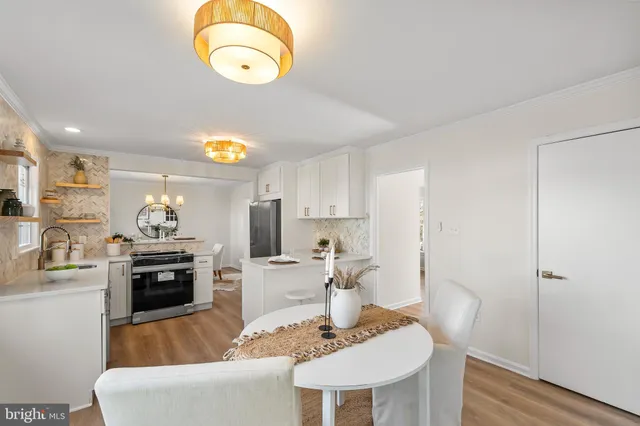 $874,900 | 7936 St Dennis Drive, Springfield, VA 22153