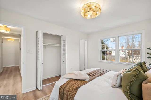 $874,900 | 7936 St Dennis Drive, Springfield, VA 22153