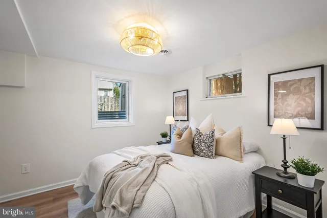 $874,900 | 7936 St Dennis Drive, Springfield, VA 22153