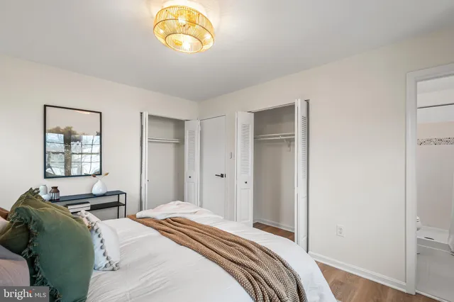 $874,900 | 7936 St Dennis Drive, Springfield, VA 22153