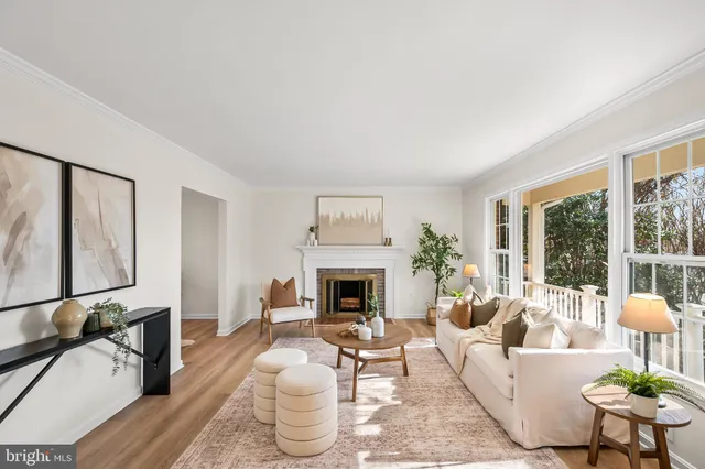 $874,900 | 7936 St Dennis Drive, Springfield, VA 22153