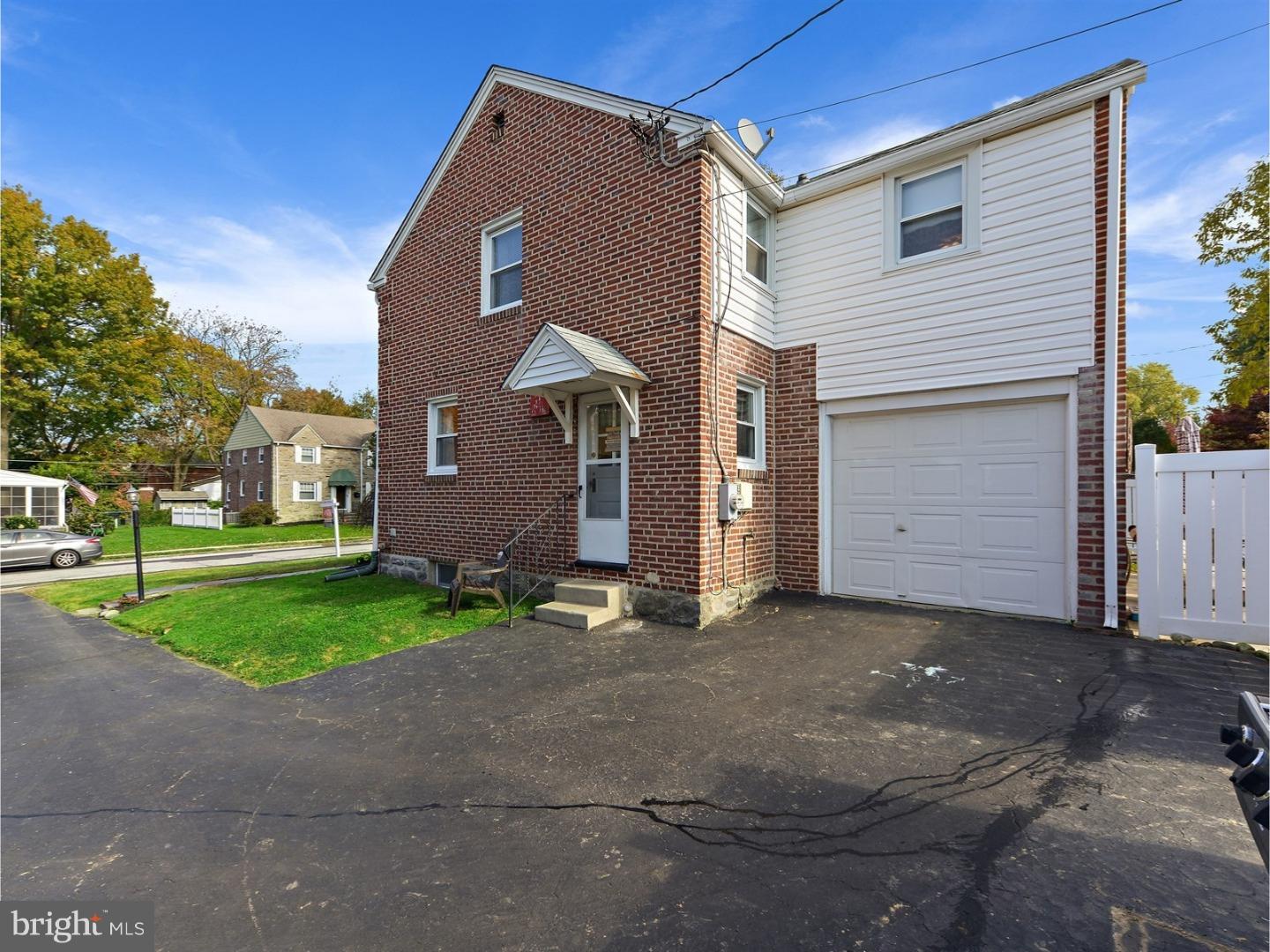 276 Avon Road Springfield, PA 19064 - Photo 22 of 25 Driveway