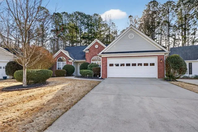 $380,000 | 147 Lake Cove Approach, Newnan, GA 30265