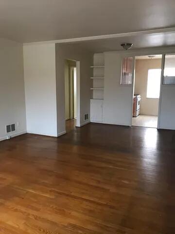 49 East Henderson Road, Unit A Columbus, OH 43214 - Photo 6 of 6 living room & eating nook