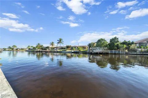 $499,000 | 914-916 Southeast 14th Terrace, Cape Coral, FL 33990