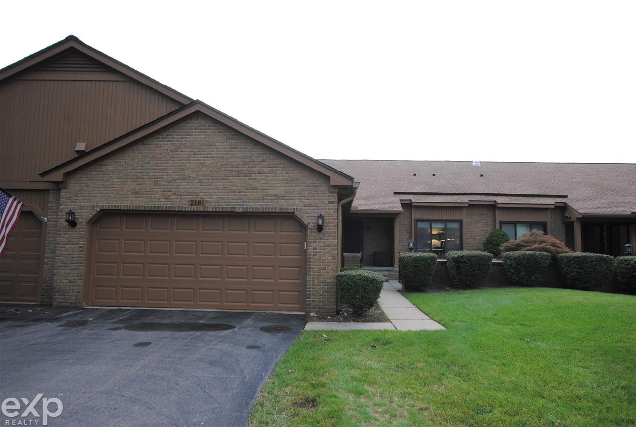 2181 London Bridge Drive Rochester, MI 48307 - Photo 3 of 53 50055306-2.JPG